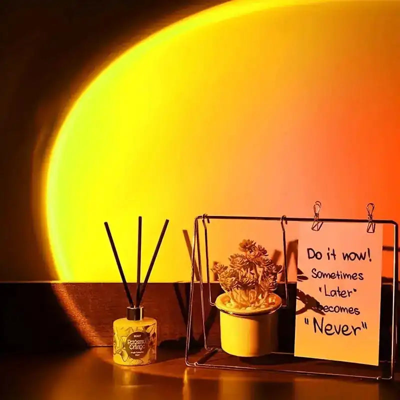 Sunset Projection Ambiance Light | USB-Powered Mood Lamp for Cozy Spaces